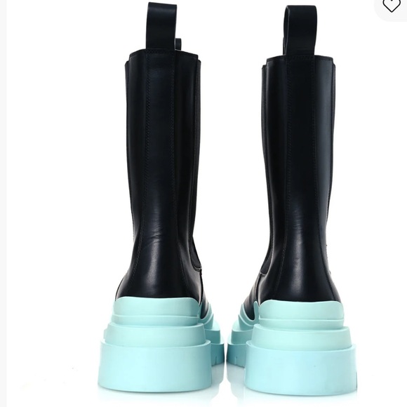 Bottega Veneta Black and Aqua Platform Boots - Picture 9 of 9